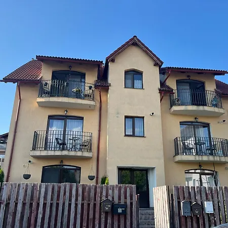 Διαμέρισμα Art Loft -near Coresi Mall