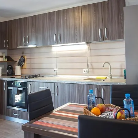 Διαμέρισμα Art Loft -near Coresi Mall Μπρασόβ