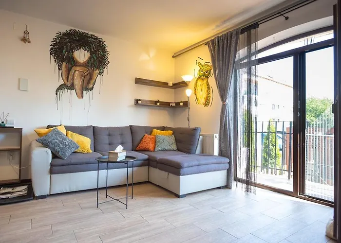 Art Loft -near Coresi Mall 公寓